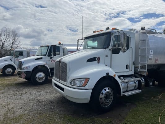 Tim Capps Fuel Oil Co. fleet of delivery trucks — Bridgeton NJ